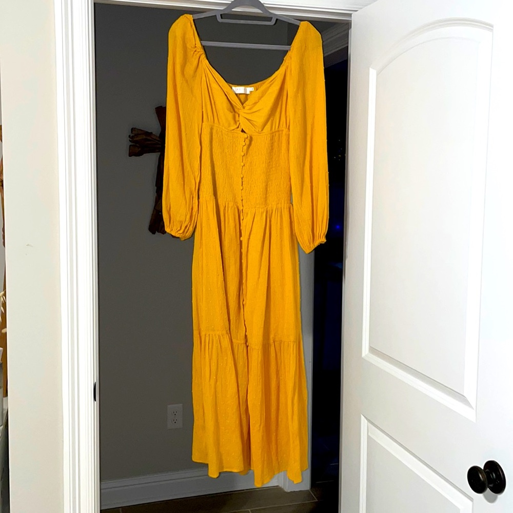 ASTR the label yellow maxi